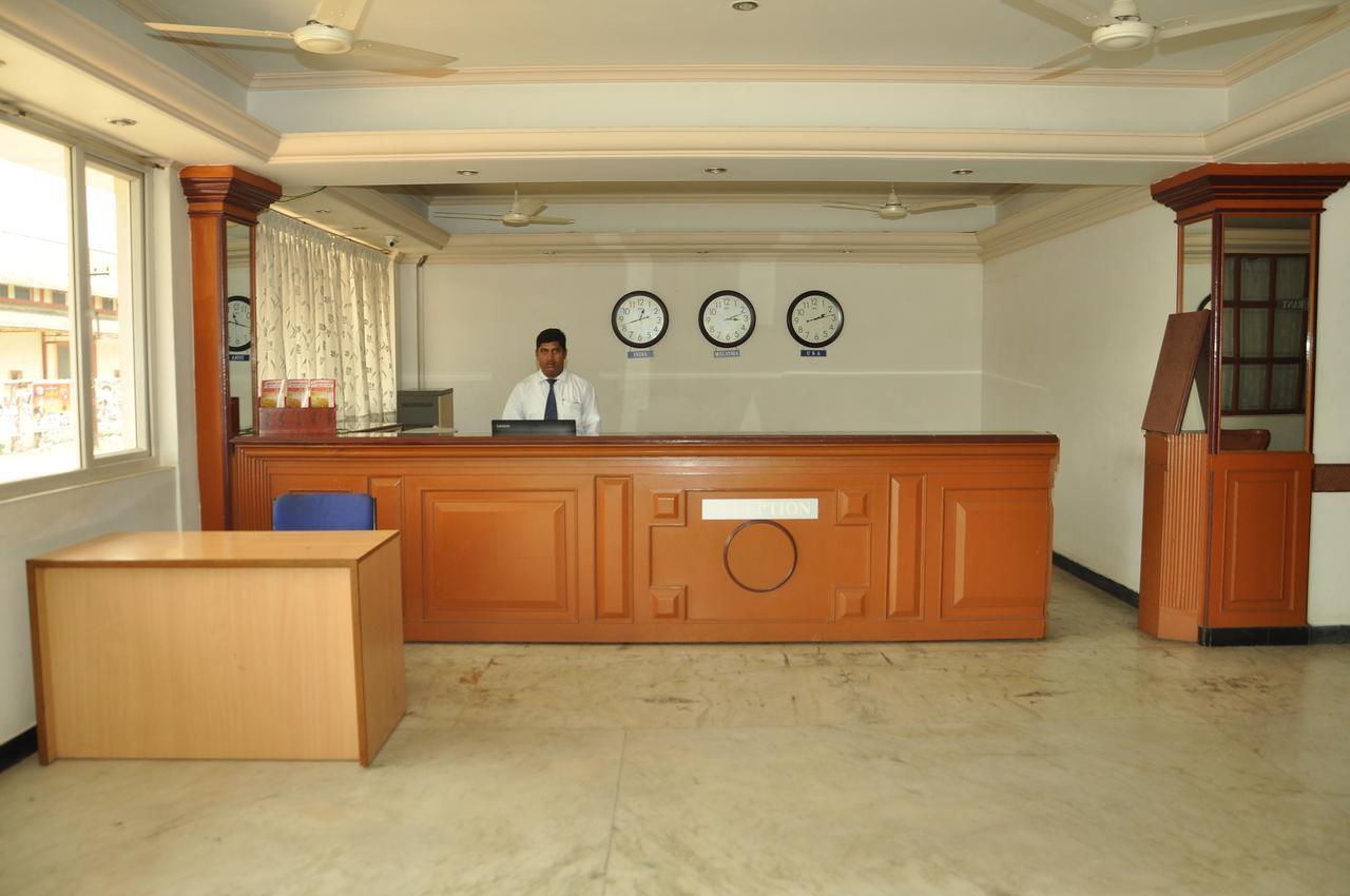 Hotel Orange Blossom Tiruchirappalli Exterior foto